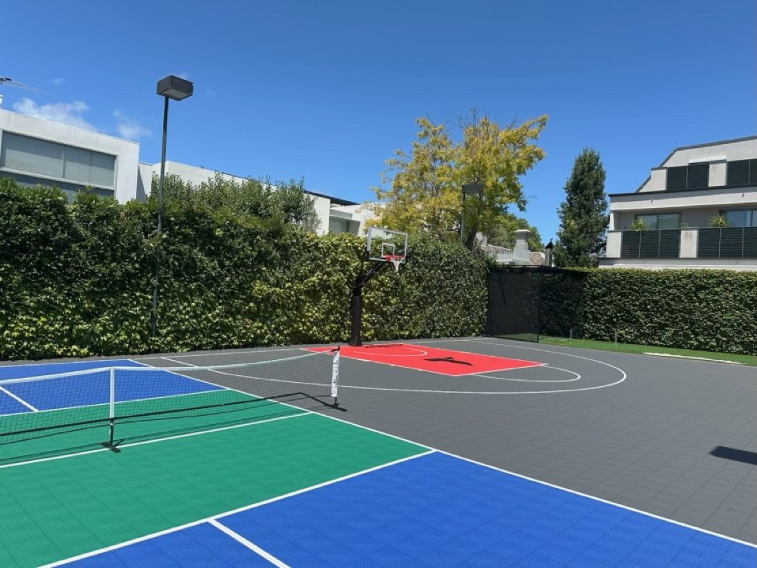 The Full House — Pickleball + basketball · blue, green & grey