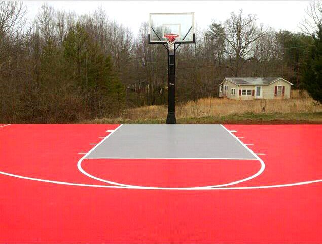 Hot Hand — Basketball half-court · red & graphite